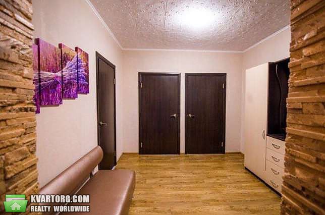 Rent out 3-room apartment. Киев,  Свободы пр — photo 1