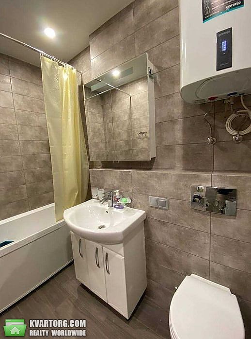 Rent out 1-room apartment. Киев,  Гарматная — photo 7