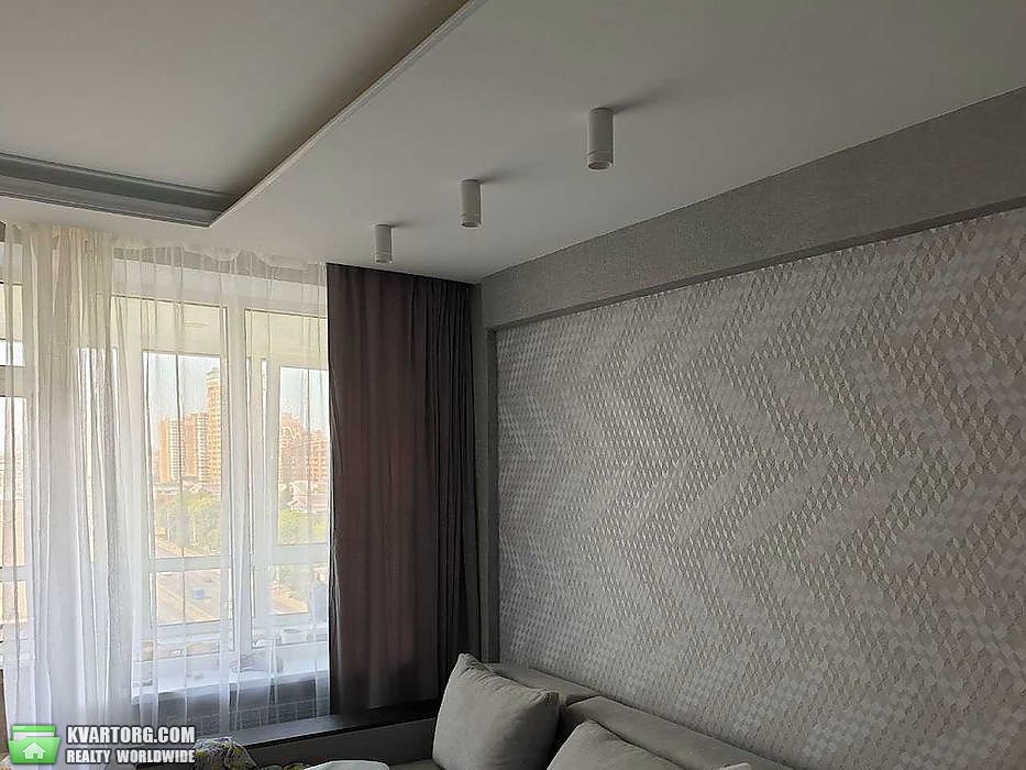 Rent out 2-room apartment. Киев, бул. Леси Украинки — photo 2