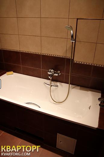 Rent out 2-room apartment. Киев,  Бальзака — photo 4