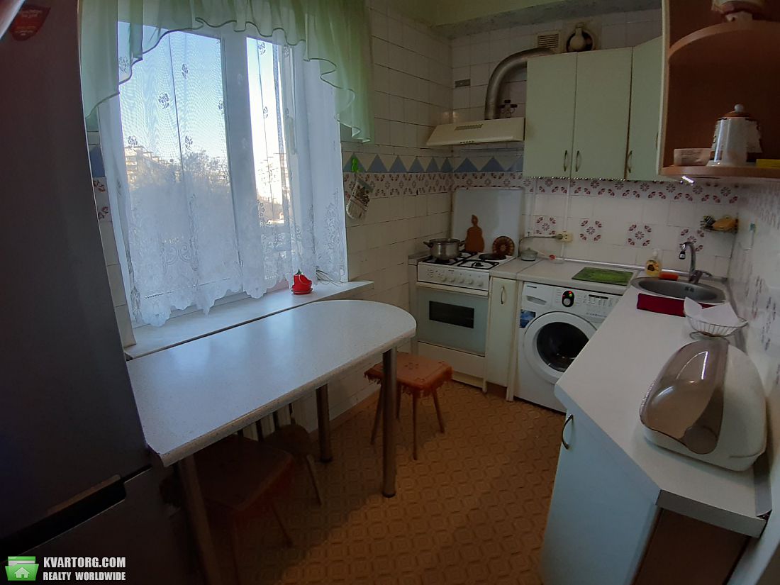 Rent out 2-room apartment. Киев,  Братиславская — photo 4