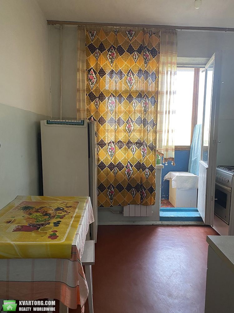 Rent out 1-room apartment. Киев, Драйзера — photo 2