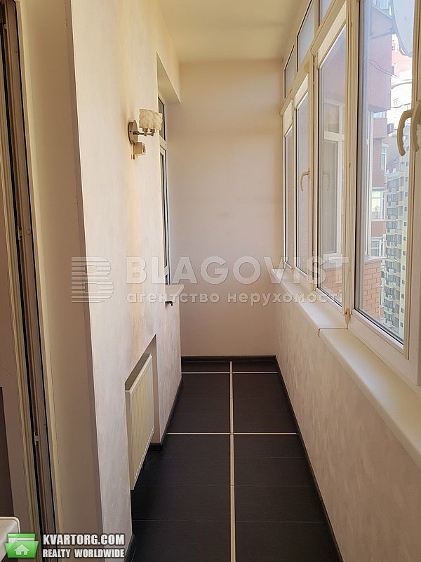 Sell 3-room apartment. Киев,  Щорса — photo 4