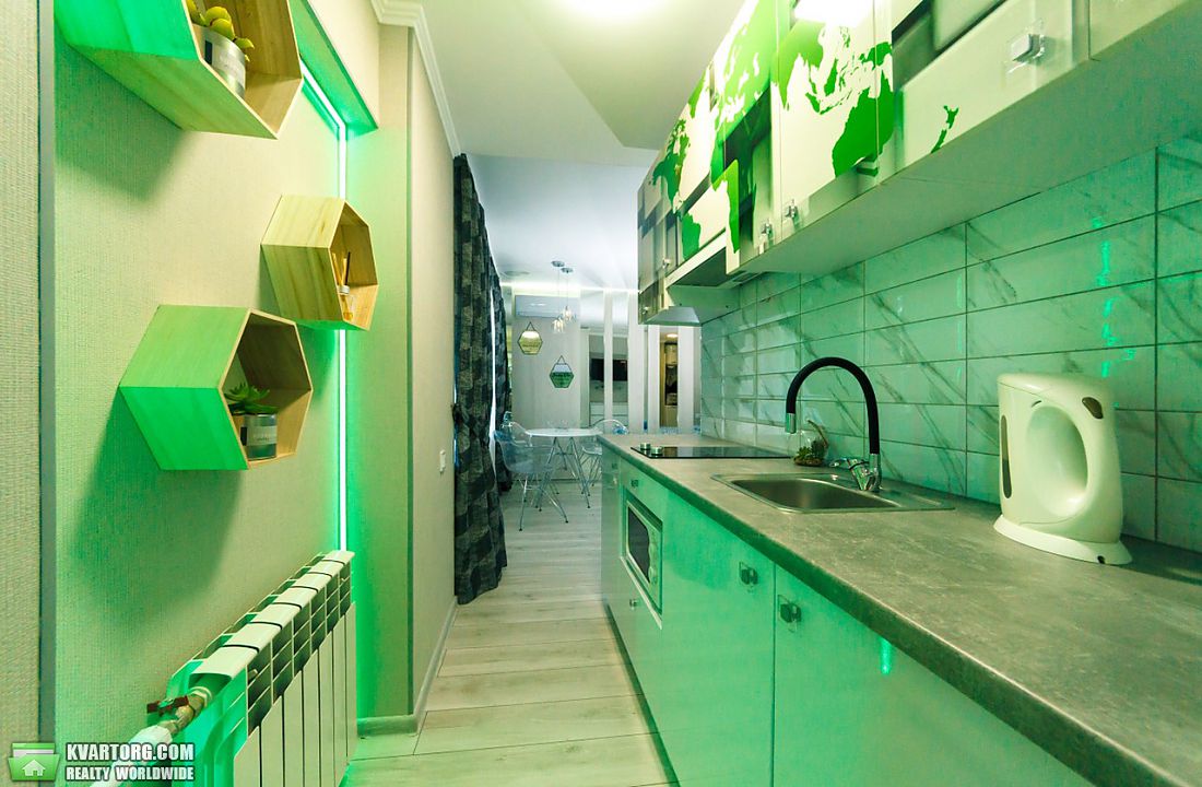 Sell 1-room apartment. Киев, Бульвар Леси Украинки — photo 1