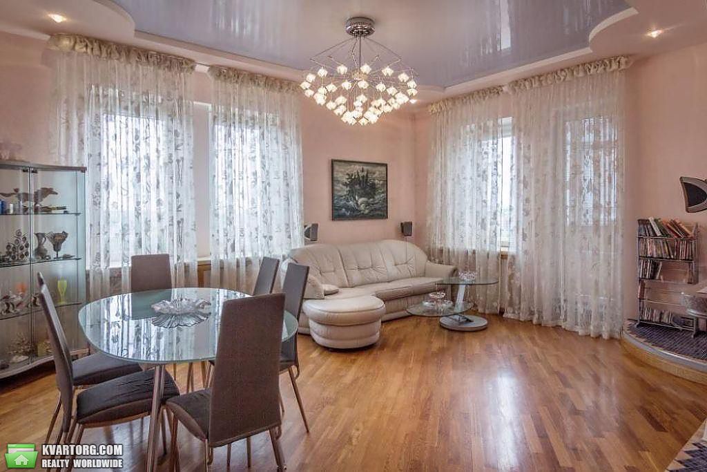 Rent out 3-room apartment. Киев,  Дмитриевская — photo 1
