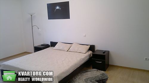 Rent out 2-room apartment. Киев,  Мельникова — photo 5