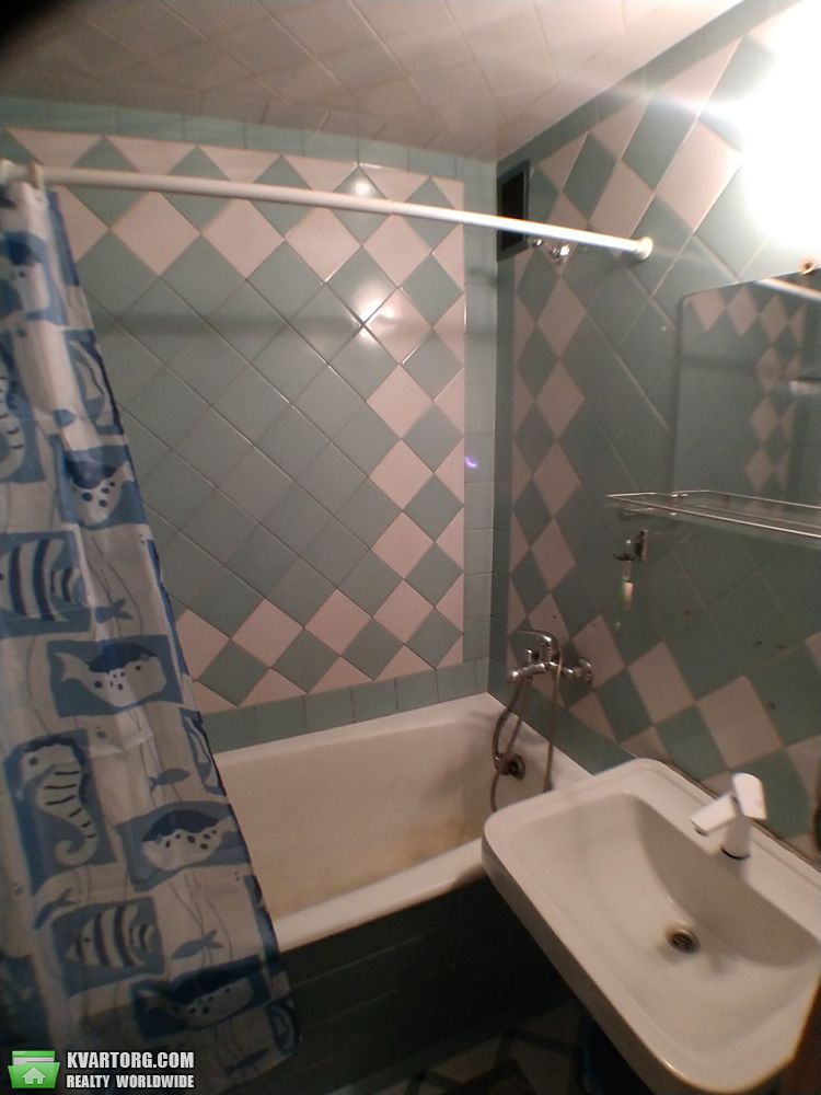 Rent out 2-room apartment. Одесса,  Солнечная — photo 3
