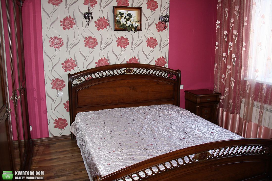 Rent out house. Киев,  Богатырская — photo 10