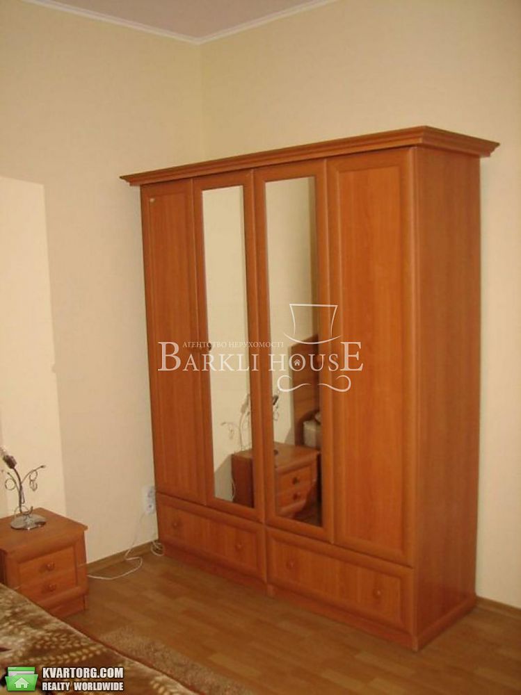 Rent out 3-room apartment. Киев,  Ярославский пер — photo 7