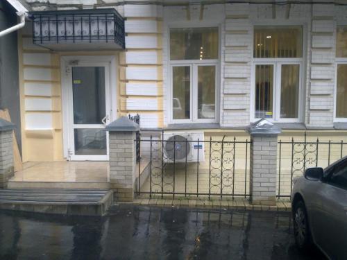 Rent out office. Киев, Гончара Олеся — photo 1