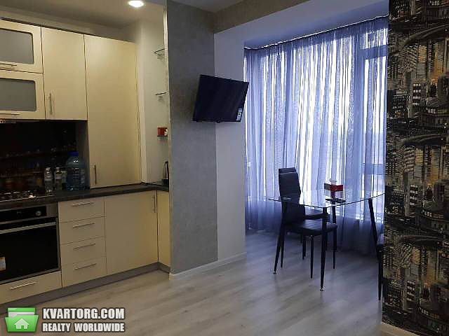 Sell 2-room apartment. Днепропетровск,  Жуковского — photo 1