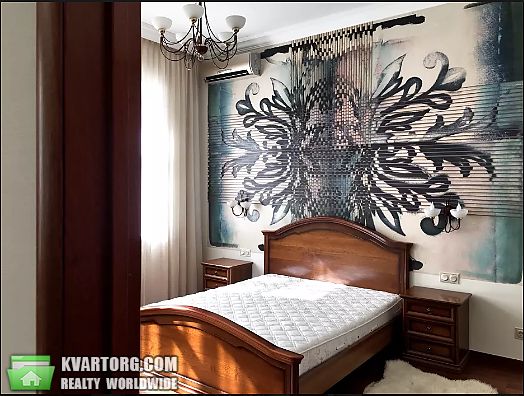 Rent out 2-room apartment. Киев,  Жилянская — photo 8