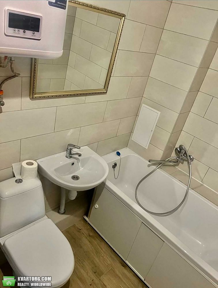 Rent out 2-room apartment. Киев,  Запорожца — photo 7