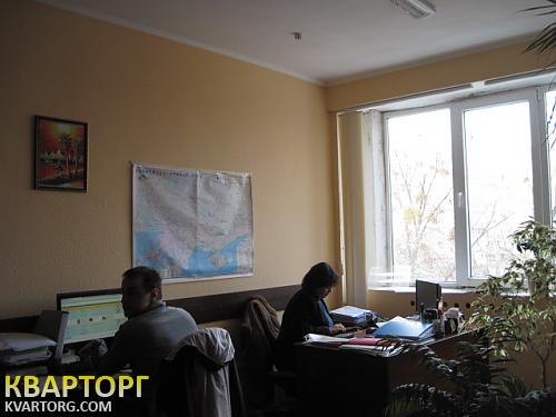 Rent out office. Киев, ул.Алма-Атанской — photo 1