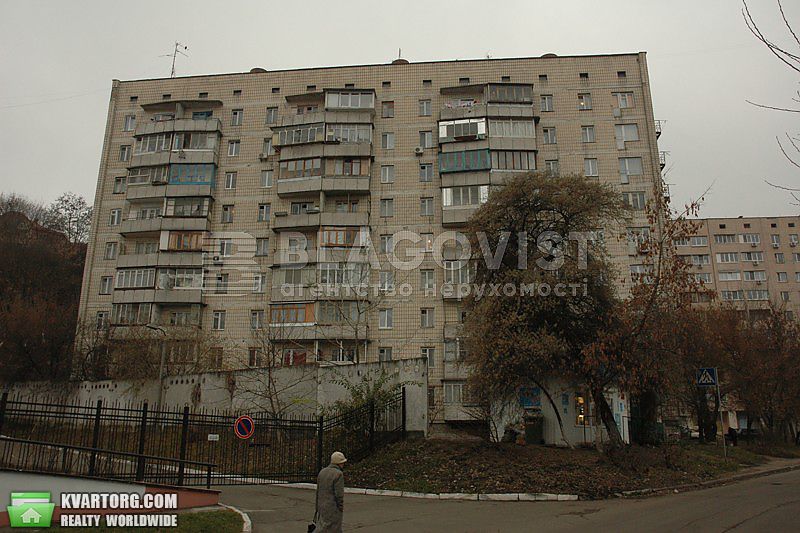 Rent out 1-room apartment. Киев,  Нововокзальная — photo 2