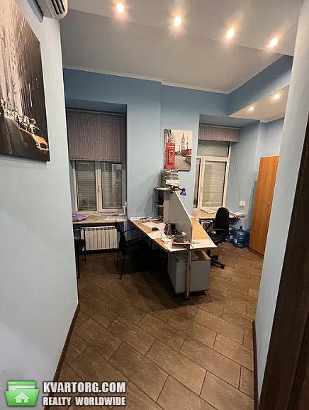 Rent out office. Киев, Саксаганського — photo 1