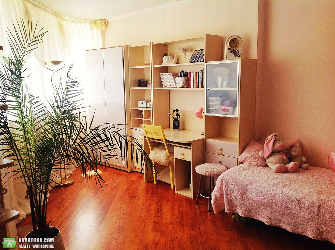 Sell 4-room apartment. Киев,  Окипной — photo 3