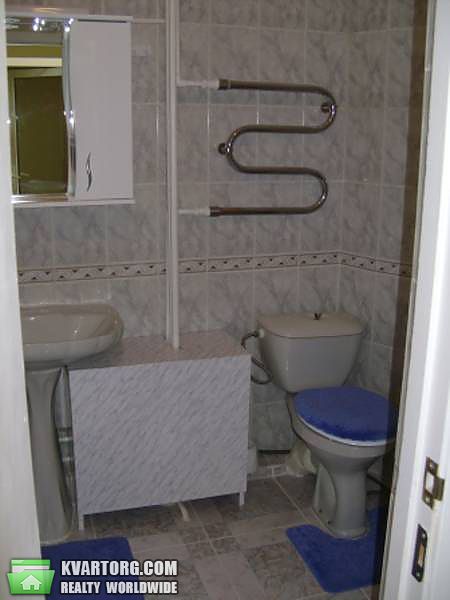 Rent out 1-room apartment. Киев,  Франко — photo 8