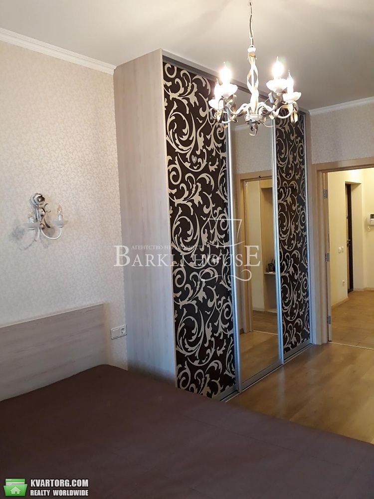 Rent out 2-room apartment. Киев, Голосеевская — photo 9
