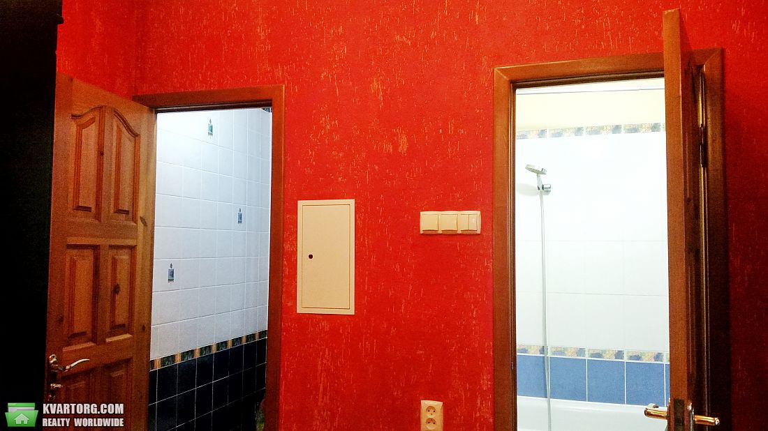 Rent out 2-room apartment. Киев,  Руденко — photo 3