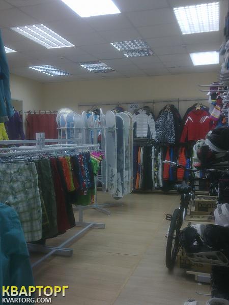 Rent out shop. Киев, Набережно-Крещатицкая — photo 2