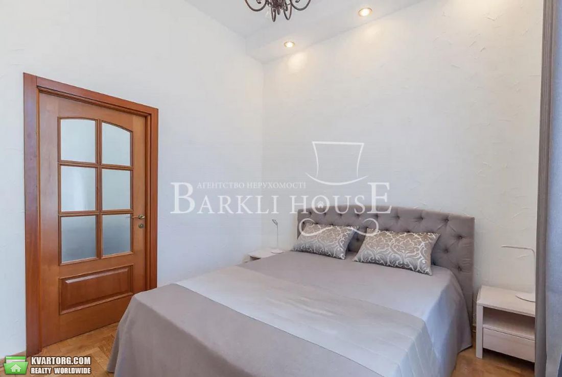 Rent out 2-room apartment. Киев,  Спасская — photo 5