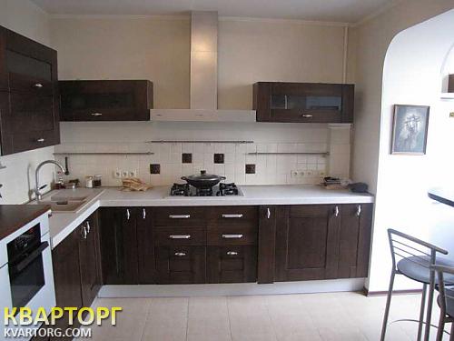 Rent out 2-room apartment. Одесса, Щорса — photo 1