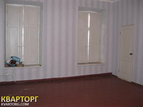 Rent out 3-room apartment. Одесса, утесова — photo 1