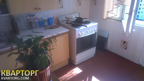 Sell 2-room apartment. Киев, Тростянецкая — photo 1