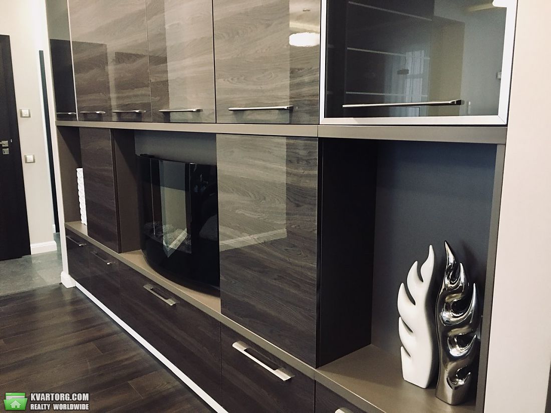 Rent out 3-room apartment. Киев, Драгомирова ул. — photo 3