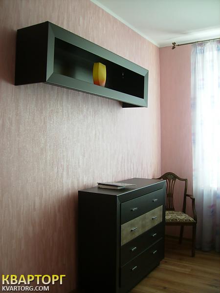 Rent out 1-room apartment. Киев,  Щекавицкая — photo 2
