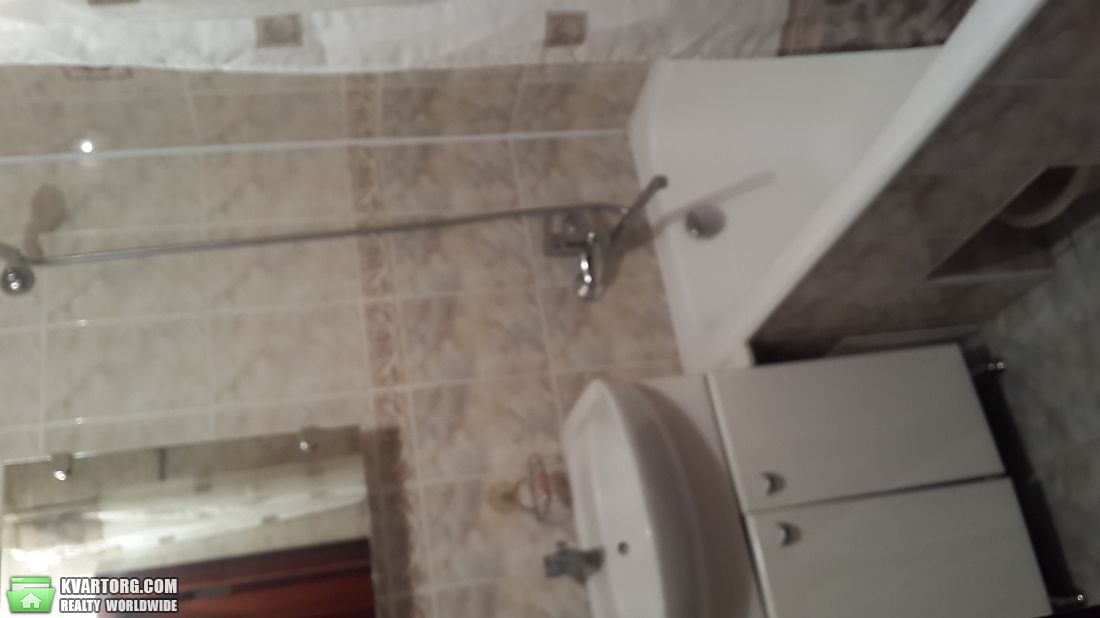 Rent out 3-room apartment. Киев,  Рижская — photo 6