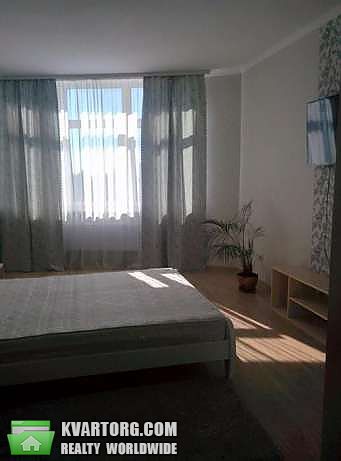 Rent out 2-room apartment. Киев, Драгоманова — photo 2