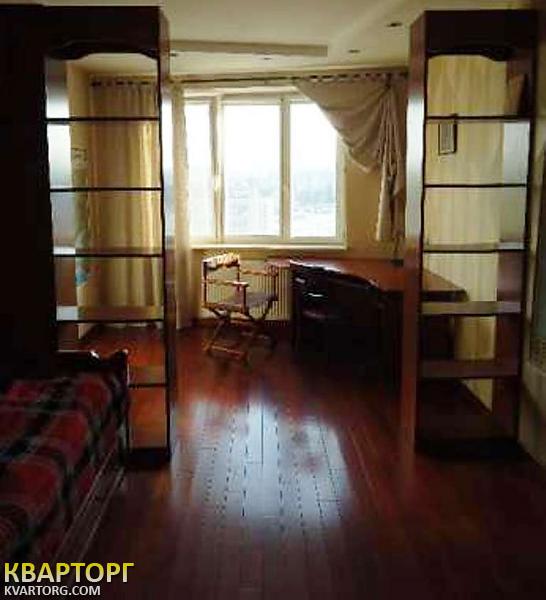 Sell 3-room apartment. Киев,  40-летия Октября просп — photo 4