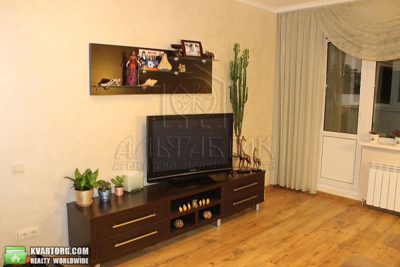 Sell 3-room apartment. Киев,  Драгоманова — photo 2
