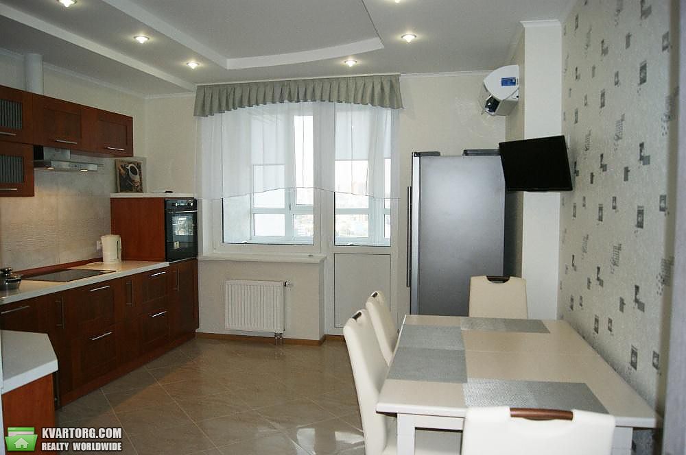 Rent out 4-room apartment. Киев,  Голосеевский пр — photo 6