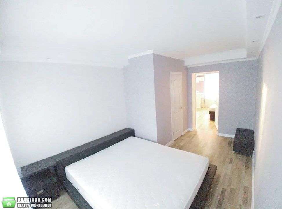 Rent out 2-room apartment. Киев,  Чигорина — photo 5