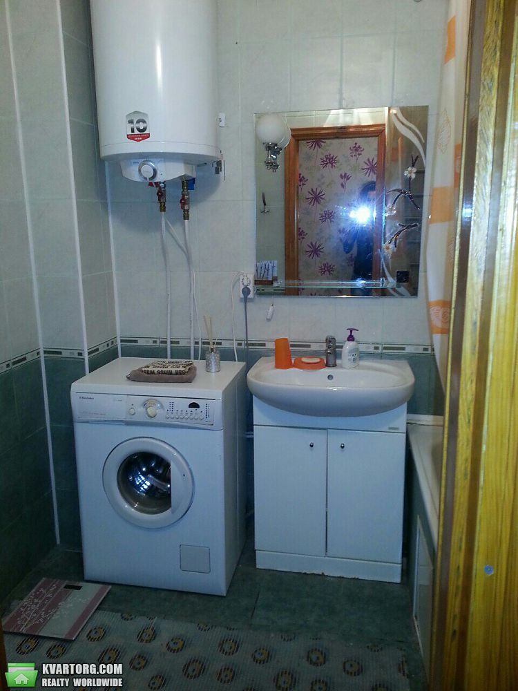 Rent out 2-room apartment. Киев, Радунская — photo 3