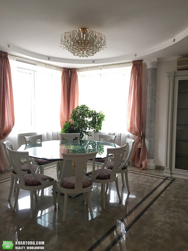 Sell 4-room apartment. Киев,  Оболонская — photo 1