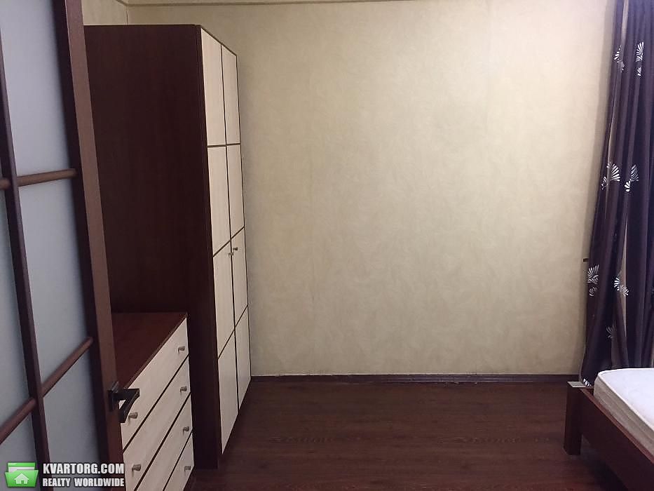 Sell 2-room apartment. Киев,  Салютная — photo 3