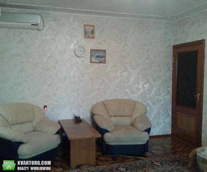 Rent out 3-room apartment. Одесса, Ильфа и Петрова — photo 3
