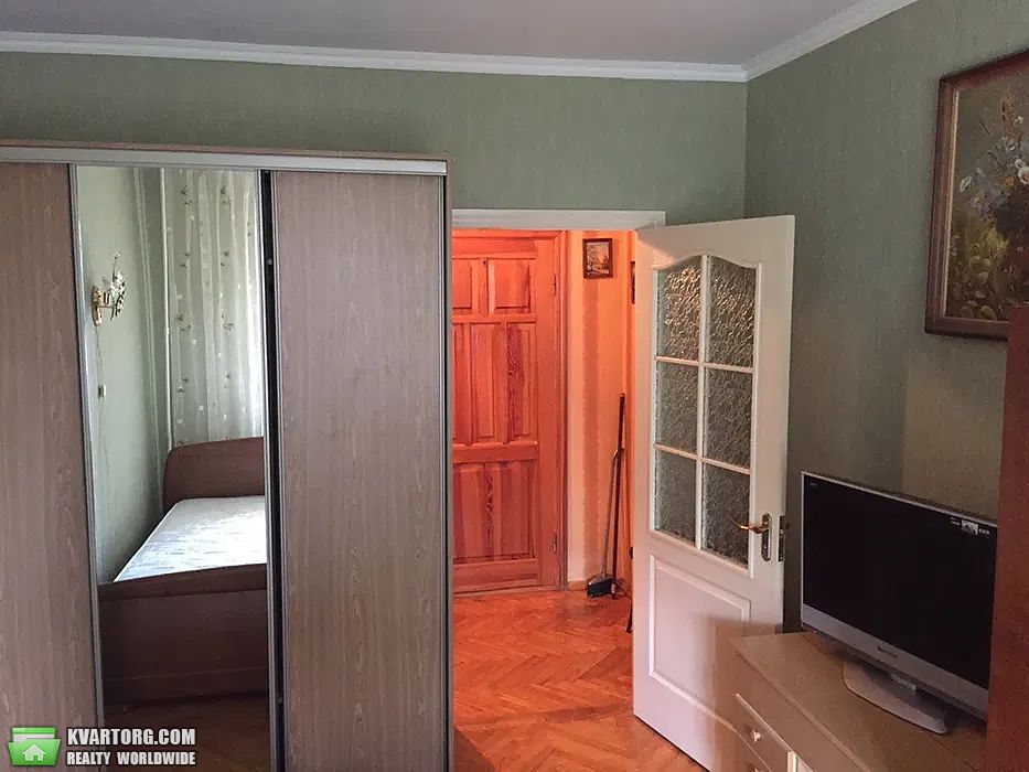 Rent out 2-room apartment. Киев, Татьяны Яблонской — photo 2