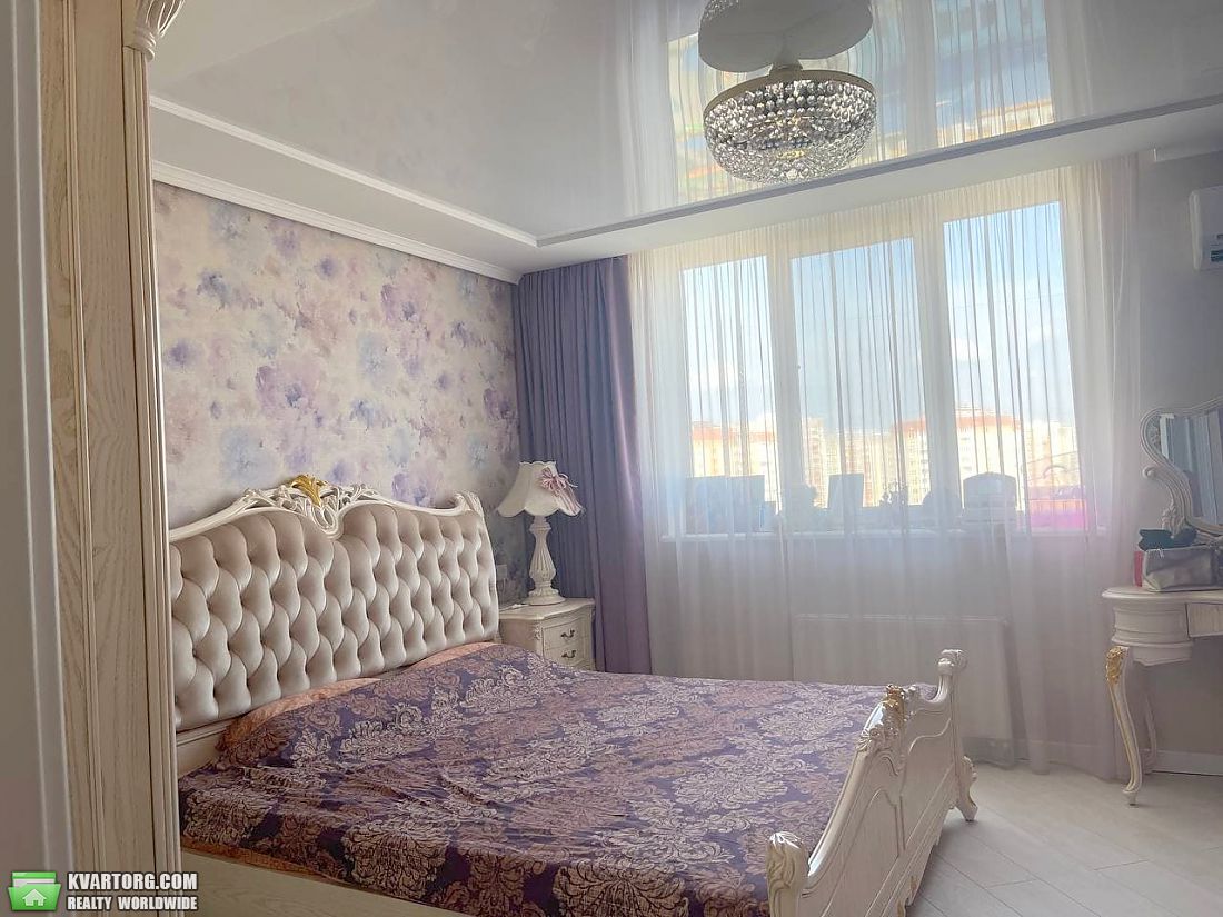 Sell 2-room apartment. Киев,  Урловская — photo 4