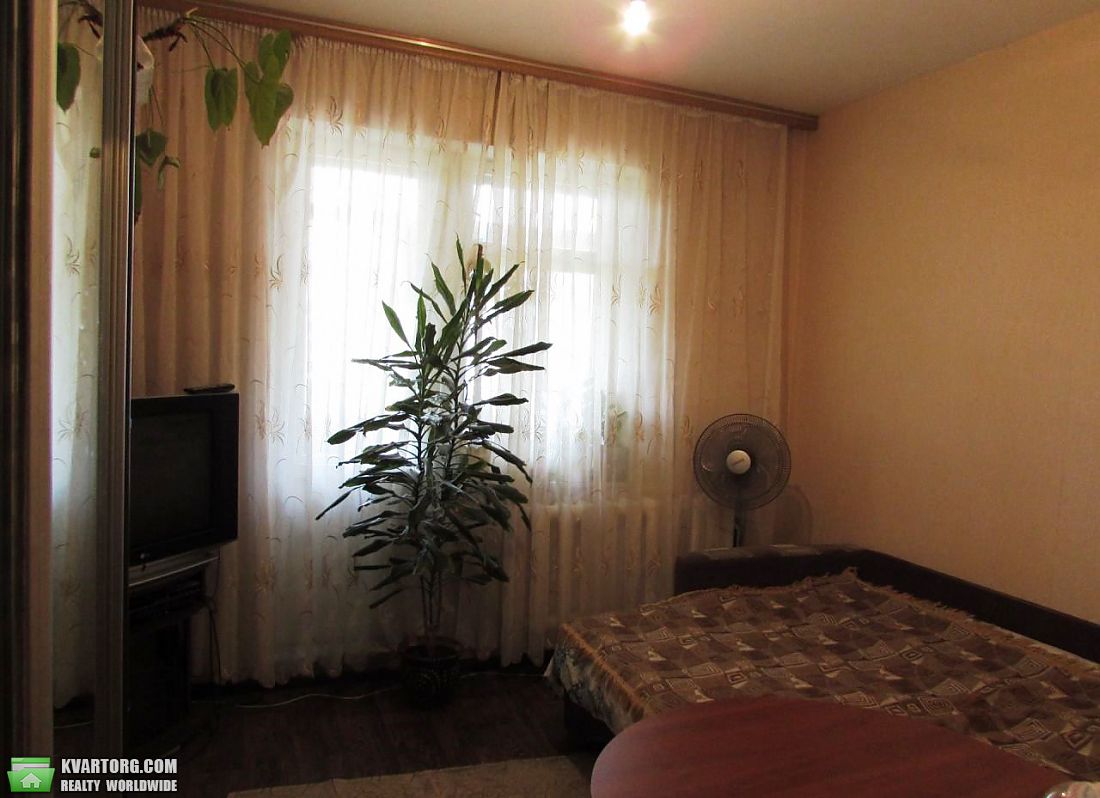 Sell 3-room apartment. Киев, Яблонской — photo 2