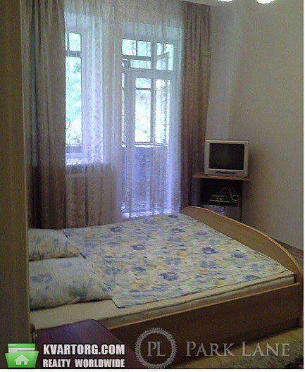 Sell 1-room apartment. Киев, Трехсвятительская — photo 1