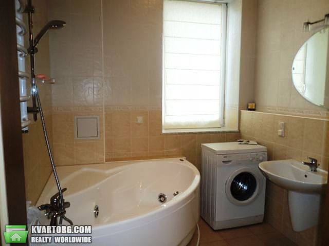 Rent out 3-room apartment. Киев,  Тверская — photo 8