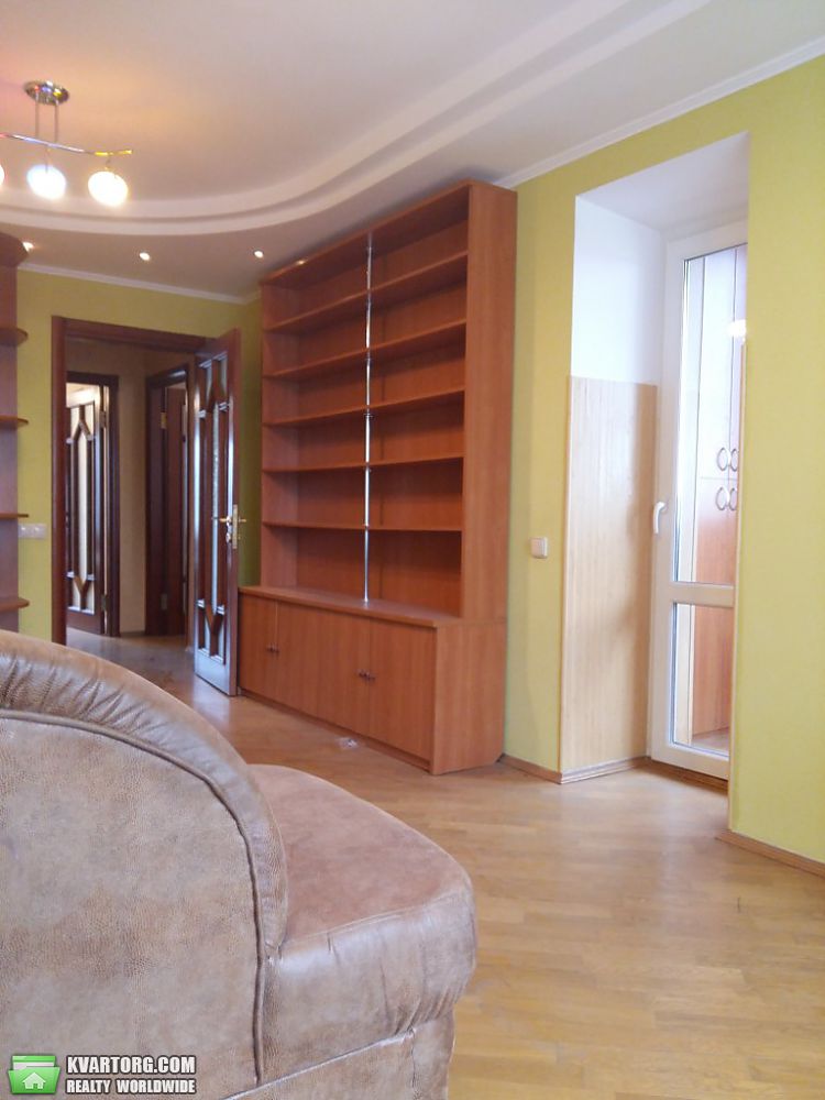 Sell 3-room apartment. Киев,  Бажана — photo 4