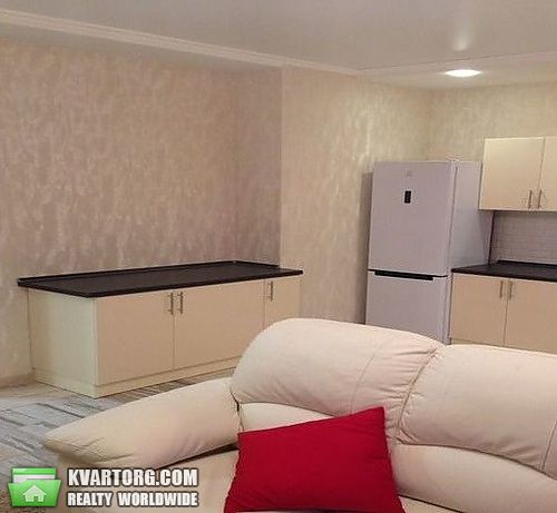 Rent out 2-room apartment. Киев,  Срибнокильская — photo 2