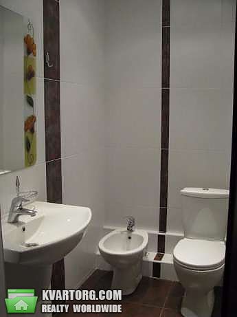 Rent out 2-room apartment. Киев,  Нежинская — photo 3