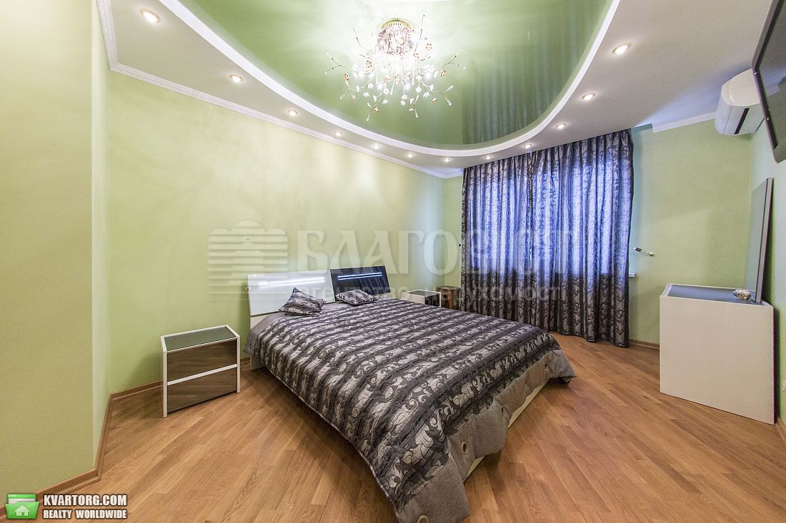 Rent out 2-room apartment. Киев,  Днепровская наб — photo 5